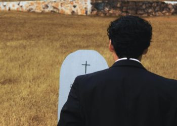 Benefits of Using a Local Funeral Directors