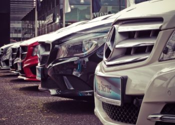 The Pros and Cons of Using Fleet Cars in Your Business