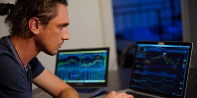 Four Essential Elements to Consider When Choosing a Forex Broker