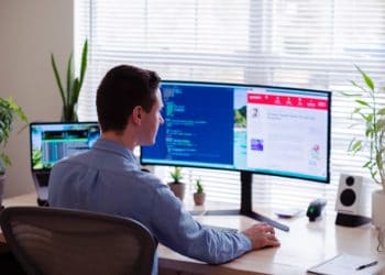 5 tips for holding productive work meetings from your home office