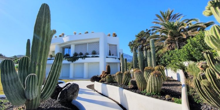 What are my financial options when buying a home abroad?