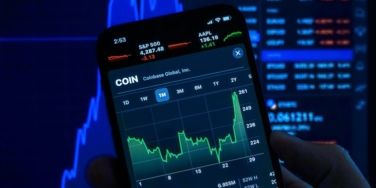 Top 5 Ways To Earn Free Cryptocurrency In 2022