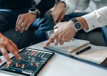 What’s the Difference Between a Crypto Broker and an Exchange?