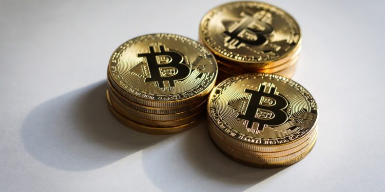 4 Different Ways to Buy Cryptocurrency (Pros and Cons of Each)