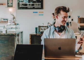 What to take care of when registering at the casino: rabona login, bonuses, range of games and mobile application