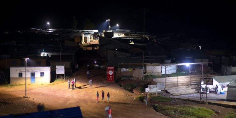 Taking more lives off hold: Energy access for refugees in Rwanda to be scaled up