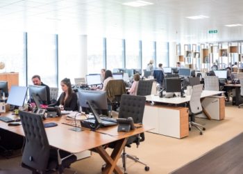 5 Common Workplace Challenges and Solutions