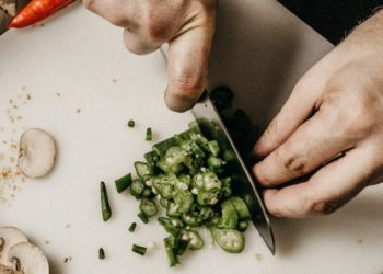 Signs It’s Time for Your Restaurant To Upgrade the Commercial Refrigerator