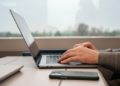 How To Easily Manage Your Travel Expenses