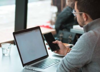 Benefits of Having a Smartphone as Well as a Computer