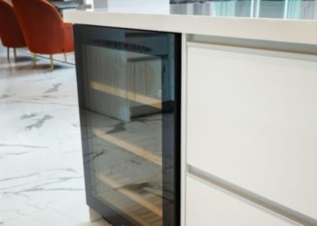 4 Benefits of Adding a Wine Cooler to Your Interior