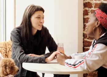 Why Gay Dating Online Is Replacing Traditional Methods