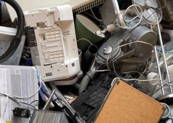 The Heat is On: 6 Reasons to Tune-up Your Business Waste Processes for Summer