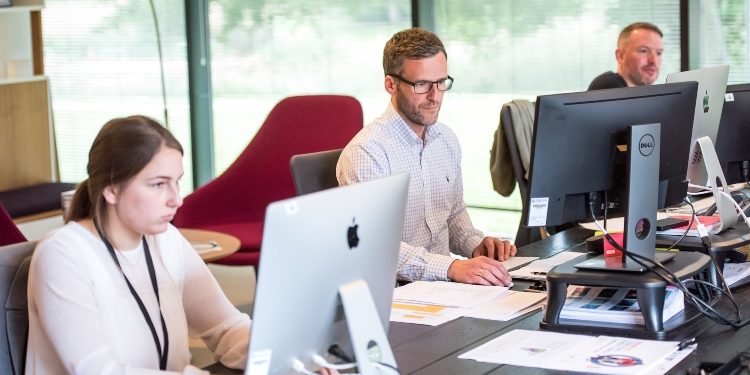 6 Essential Benefits of Employing a PPC Agency for Your Business