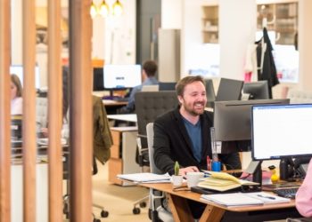 A Comprehensive Guide to Selecting a Managed Cloud Service Provider for Global Expansion