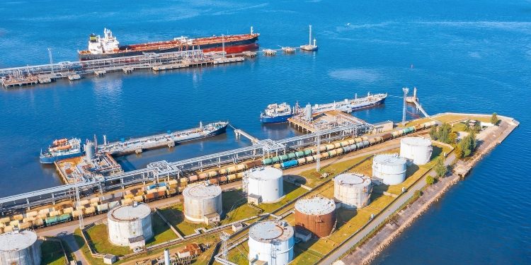 Breaking the Mold: Emerging Trends in Oil Trading Beyond the Barrel