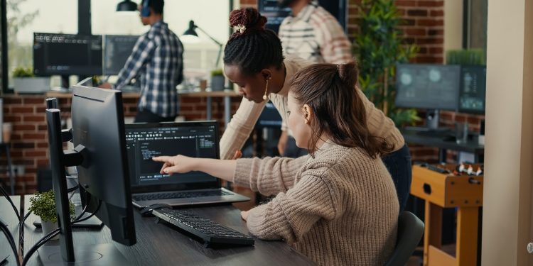 Benefits Of IT Outstaffing For Small Businesses