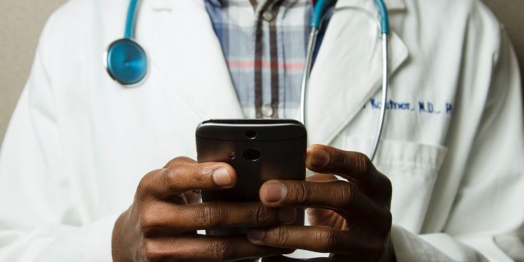 Secure Medical Data: Digital Yuan and Digital Health Records