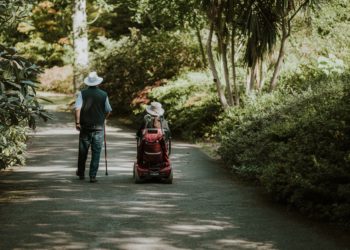 Revolutionizing Mobility: The Ultimate Guide to Cutting-Edge Lightweight Scooters for On-the-Go Living