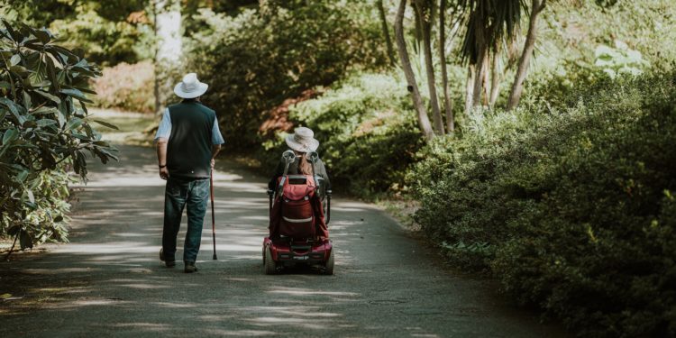 Revolutionizing Mobility: The Ultimate Guide to Cutting-Edge Lightweight Scooters for On-the-Go Living