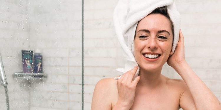 A Buyer’s Guide to Shower Enclosures