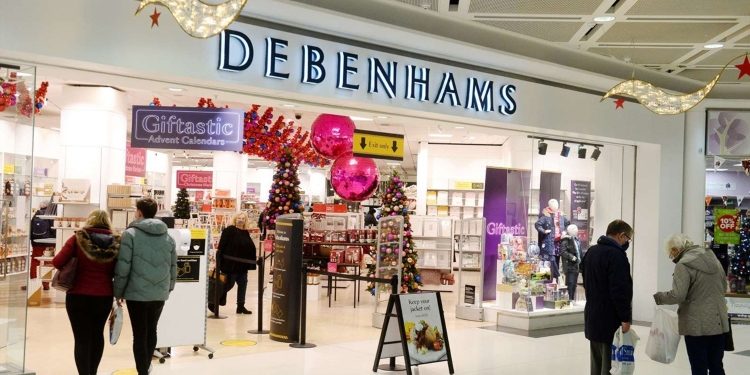 Celebrate this Festive Season Through Christmas Shopping