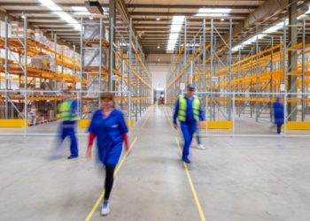 Selecting the Right Warehouse Management System – A Comprehensive Guide