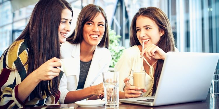 How to Play Online Bingo with Friends