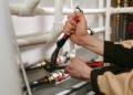 Smart Steps to Find and Hire the Right Plumber in Your Local Area