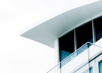 The Aesthetic and Functional Benefits of Glass Balustrades