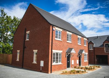 Rapid Rise of New Builds Sparks Concerns: Are Construction Speeds Compromising Quality?