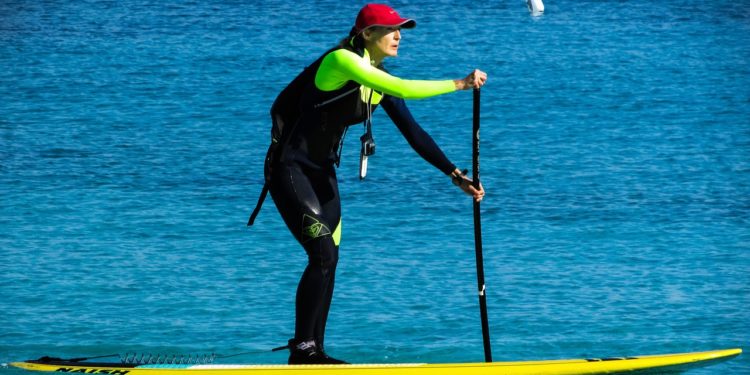 Paddleboarding for Stress Relief and Mindfulness: A Therapeutic Escape
