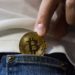 Planning on accepting Bitcoin in a Restaurant? Pros & Cons to watch out for