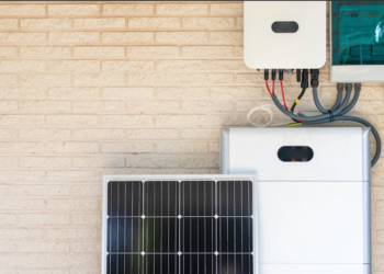 A Beginner’s Guide To Solar Generators: How Do They Work?