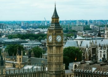 UK Races to Embrace Crypto: Stablecoin Rules and Staking Laws on Fast Track