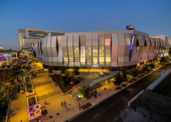 The Spotlight Effect: Ensuring Your Company Stands Out At B2B Events