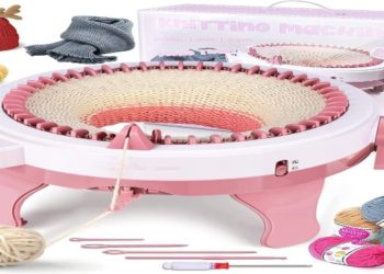 Exploring Creativity with Sentro Knitting Machine: Crafting Keychains and Cup Sleeves