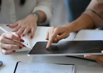 The Ultimate Guide to Creating Content Strategy in 10 Steps