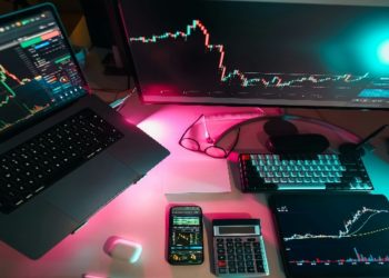 How to Generate Profits through CFD Trading