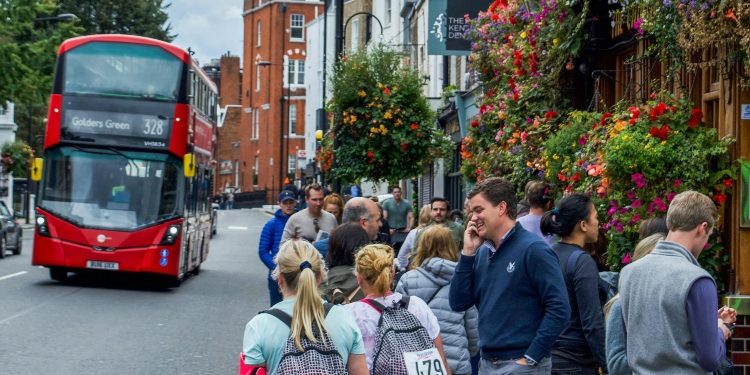 2024: What Do British People Actually Invest In?