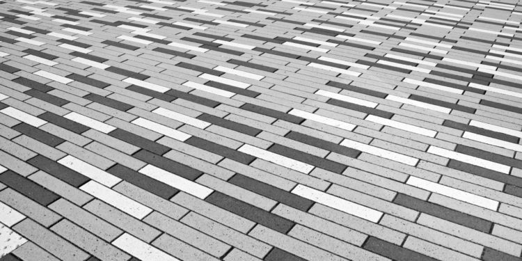 Tile or Lino: What You Should Opt For In Your Kitchen