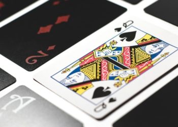The Evolution of Blackjack: From Origins to Digital Tables