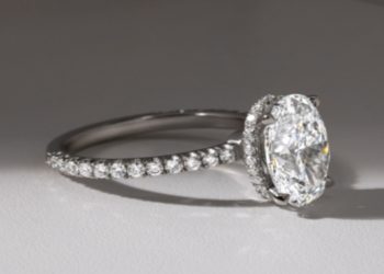 Beyond Tradition: How 3-Stone Diamond Platinum Engagement Rings Gained Their Modern Popularity