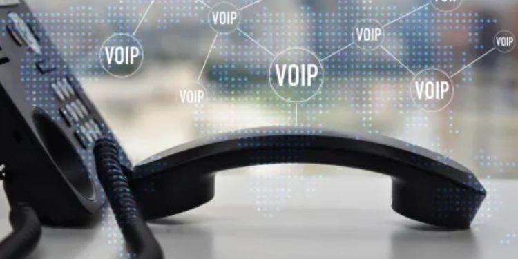 VoIP Services for Seamless Work and Personal Communication