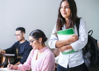 What are the Benefits of Study Abroad Internship Programs?