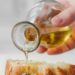 Extra virgin olive oil: how to choose the right glass container
