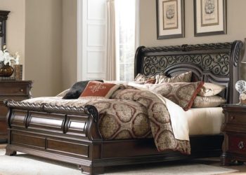 Sleigh Bed