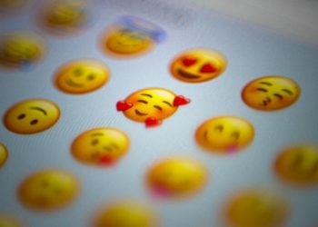 Emojis Meaning: Understanding the Language of Emoticons