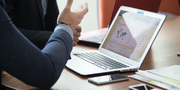 A Quick Guide to Improving Business Cash Flow and Financial Security