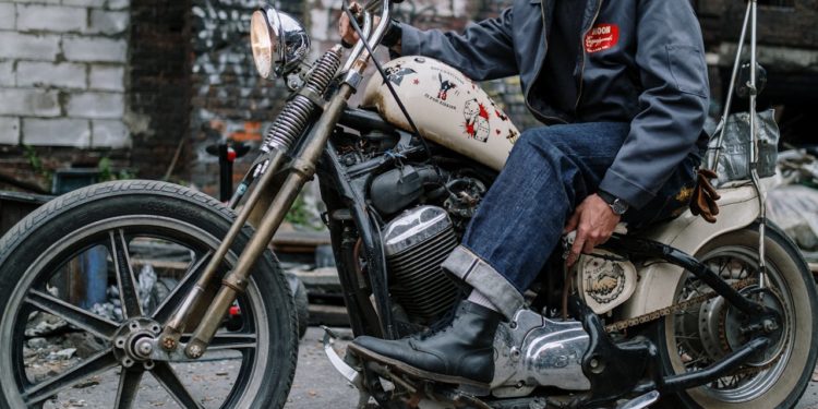 How to Wash Motorcycle Pants: A Comprehensive Guide